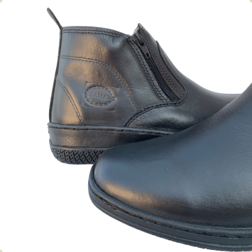 Botina Famaro Couro Legítimo 